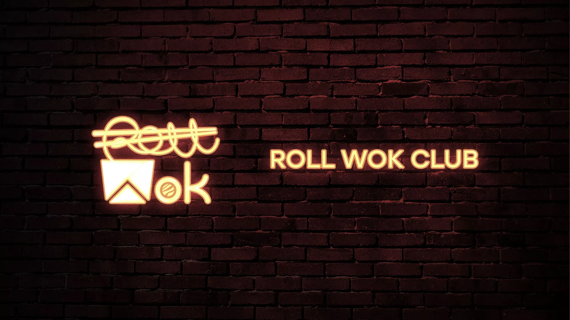 Разработка логотипа суши-бара «Roll Wok Club» в Ермолино